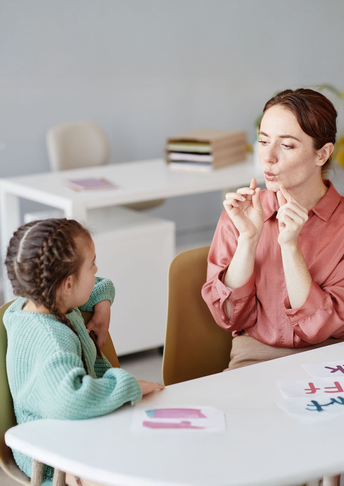 ABA clinician working one-on-one with a child during a therapy session